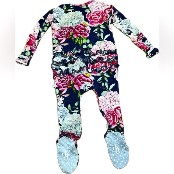 Posh Peanut Footie Ruffled Zippered One Piece 0-3m (B23) - Picture 1 of 7